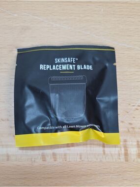SKINSAFE Replacement Blade - Black & Yellow Pack New